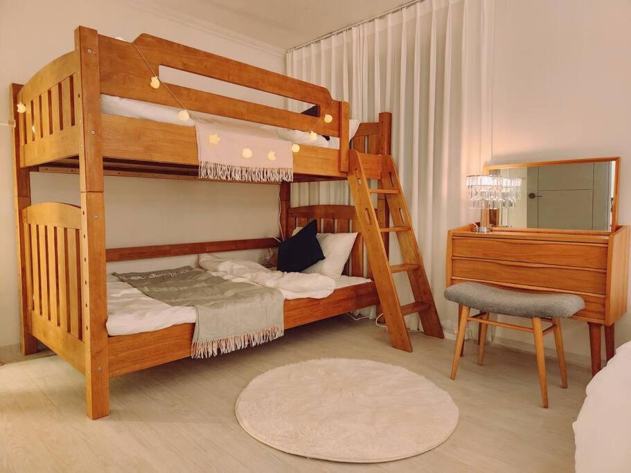 4beds 6 People House 5min Mapo St Family Trip Apartment